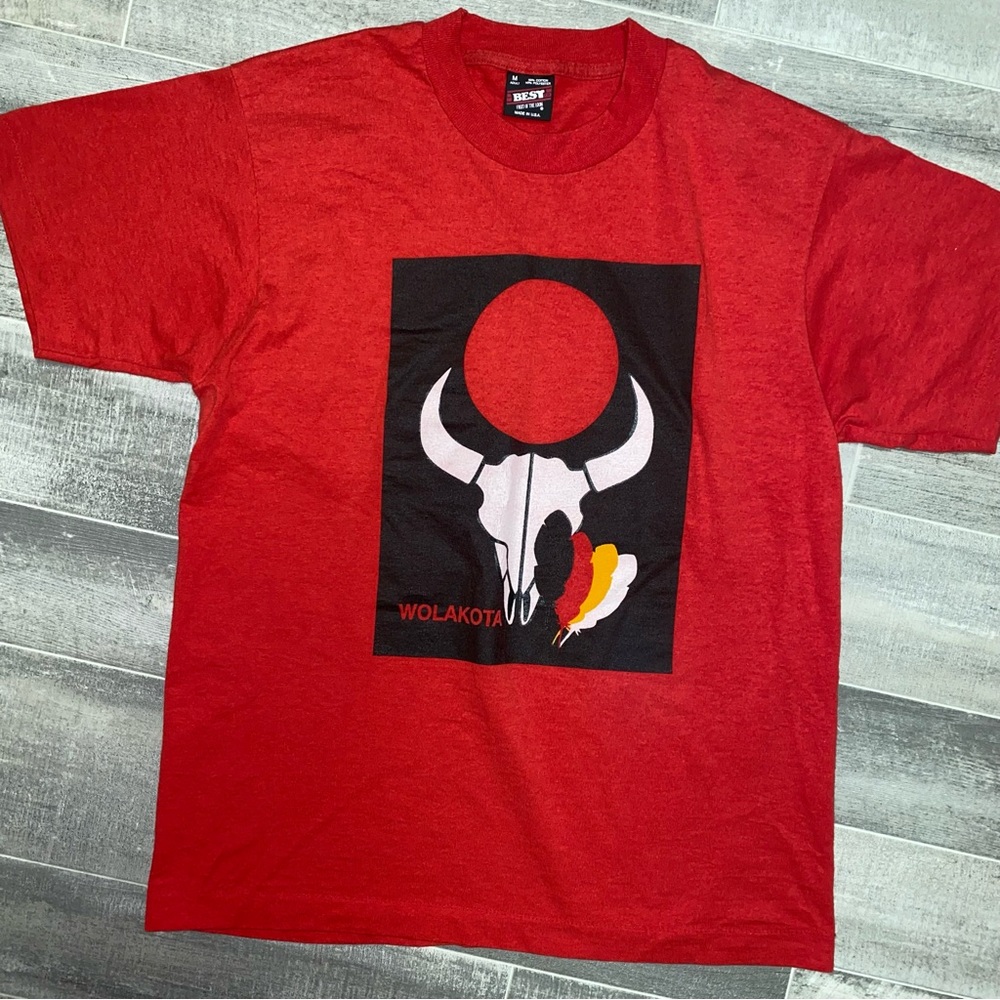 VTG Single Stitch Shirt Adult Sm-Med Red Cow Bull Skull 90s Western Wolakota USA